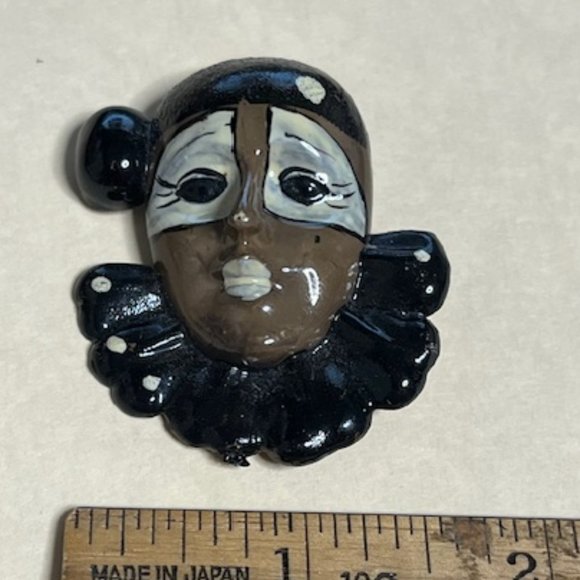 VTG RARE Hand Painted French Character of Pantomime Pierrot Brooch Pin 2" - Picture 4 of 8